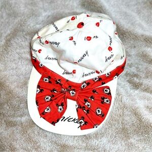 Vintage 80s “I 💋 Mickey” Disney Women’s Baseball Cap with Bow